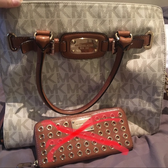 Michael Kors Handbag - Picture 2 of 5